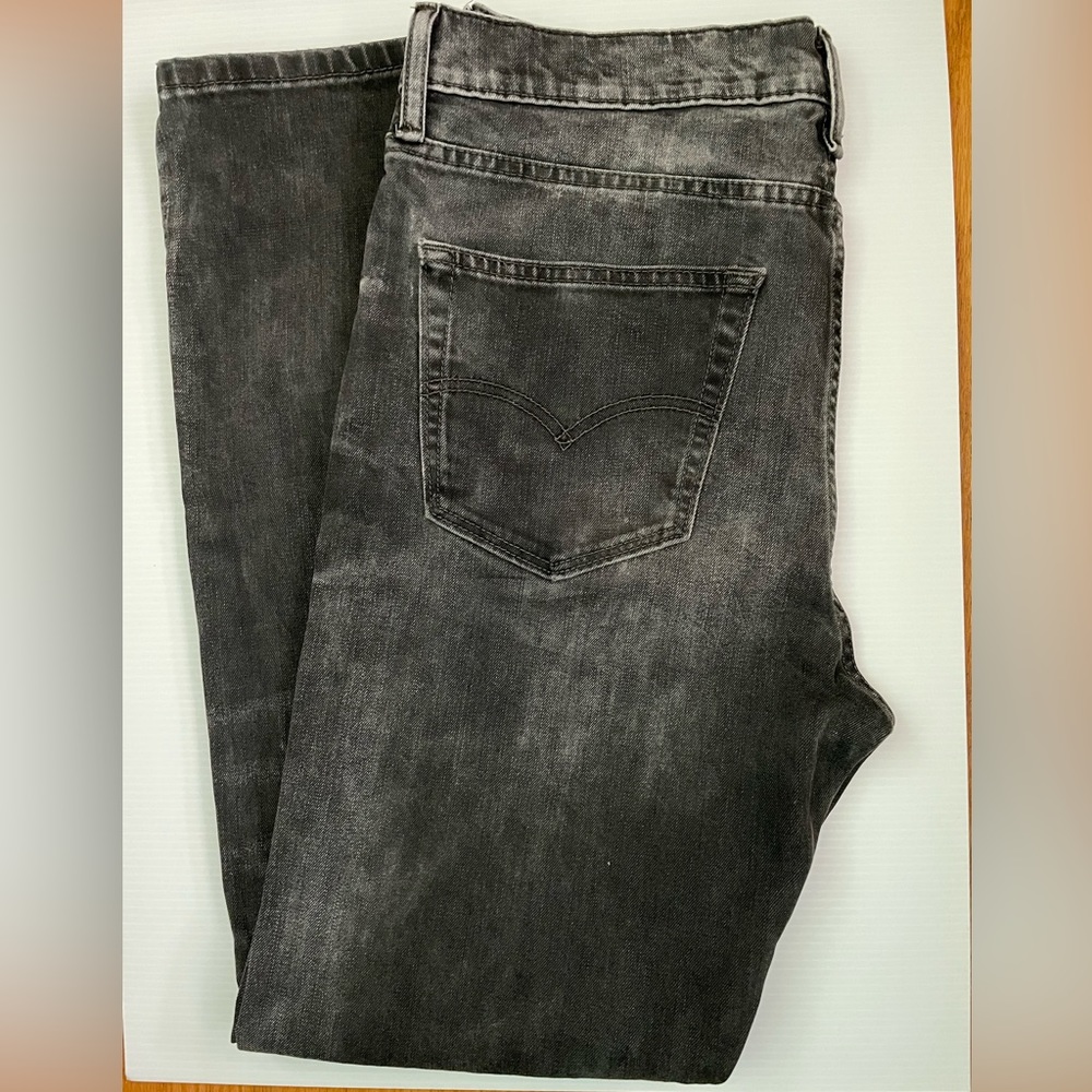 Levi's Men's Straight Jeans in Washed Black Run Small About A 31